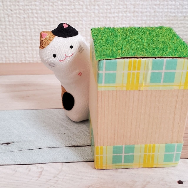 ちりめんのカワイイのぞき動物シリーズ(三毛)