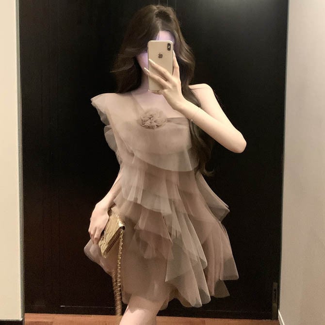 ミニドレスふわふわチュール着痩せ気質大人可愛いパーティーワンー