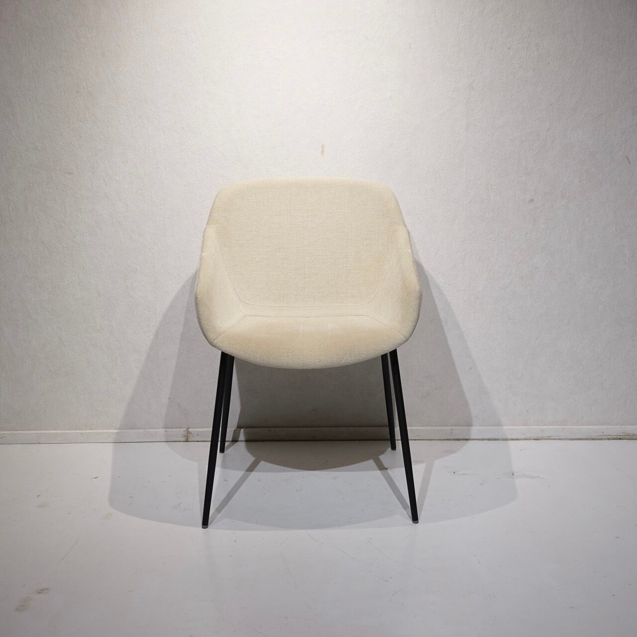 BoConcept ボーコンセプト Vienna ヴィエナ ダイニングチェア アーム