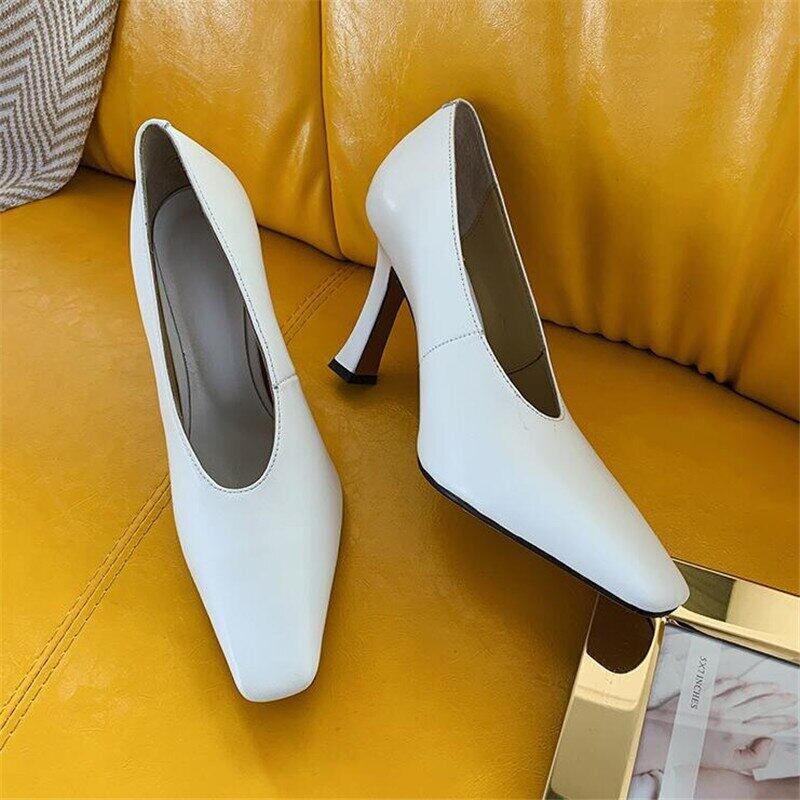 【新作】【送料無料】 ヴィンテージスクエアトゥグローブシューズオフィスレディシャローレザーヒールホワイトマルビジネスシューズレディース 靴 スクウェア ビンテージ 会社 学校 通勤や通学にも 10b311579253441