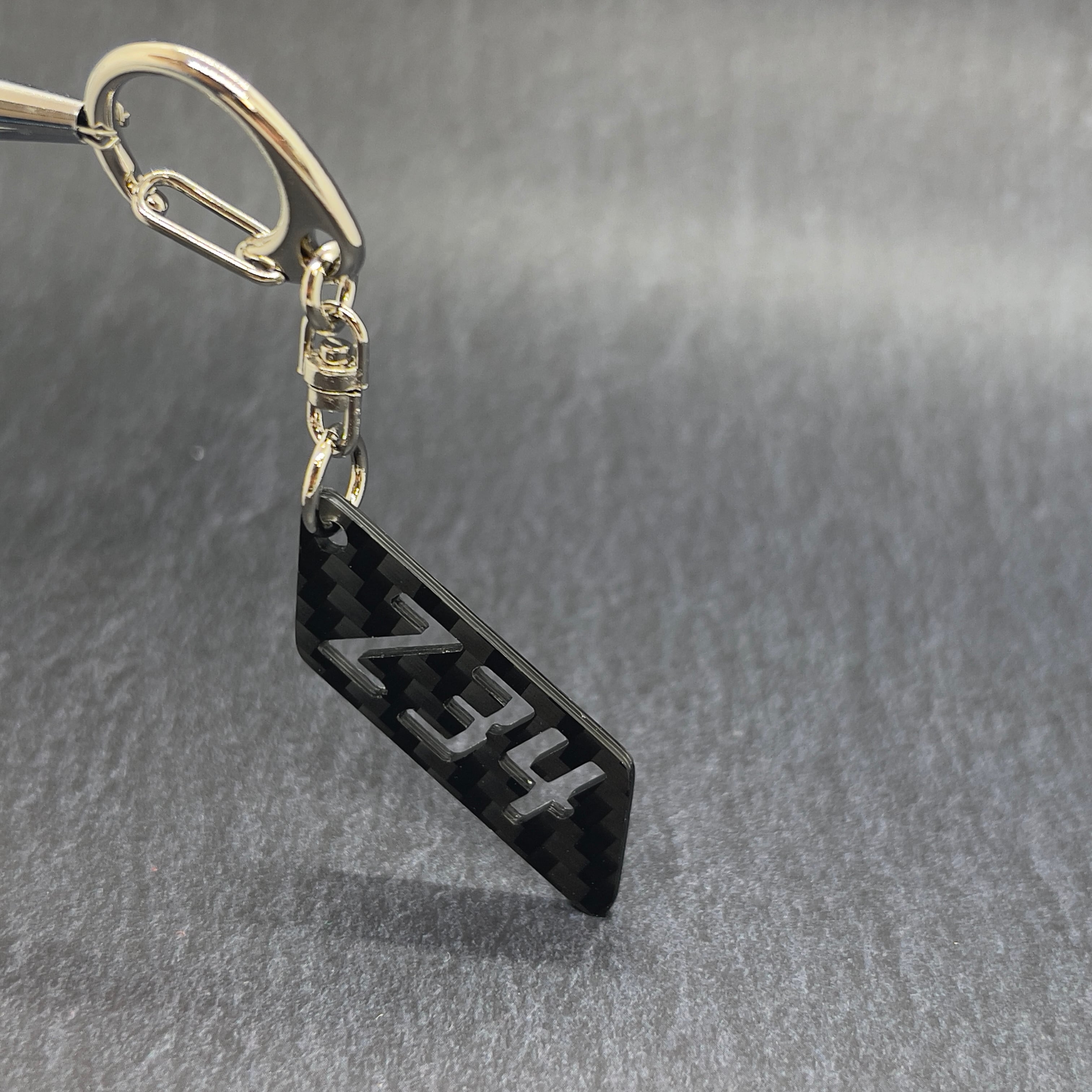 アクセサリー GAJIRA ドライカーボン 型式 キーホルダー 日産 フェアレディZ S30/Z31/Z32