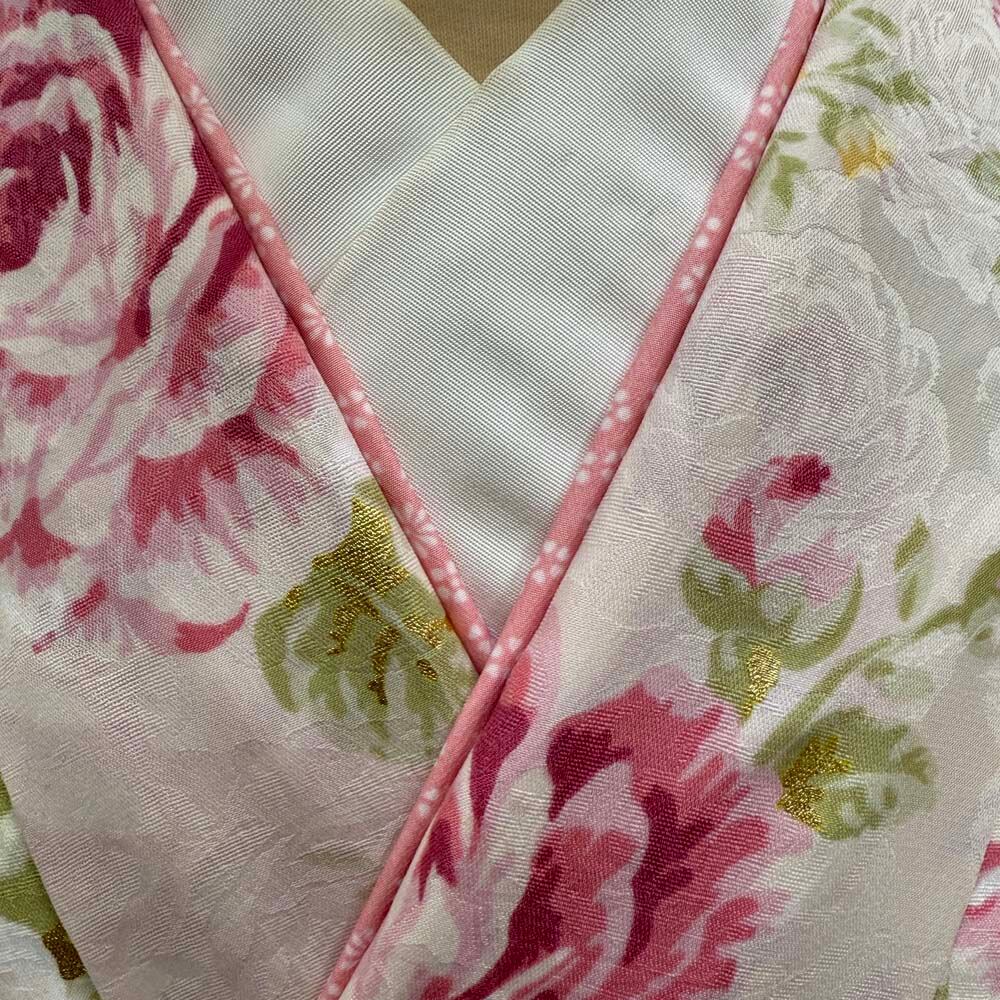 二尺袖 単品 卒業式着物 白 裄68.5cm Lサイズ  袴用着物 化繊 中古 4543 二尺袖 単品 卒業式着物 白 裄68.5cm Lサイズ 袴用着物 化繊 中古 4543