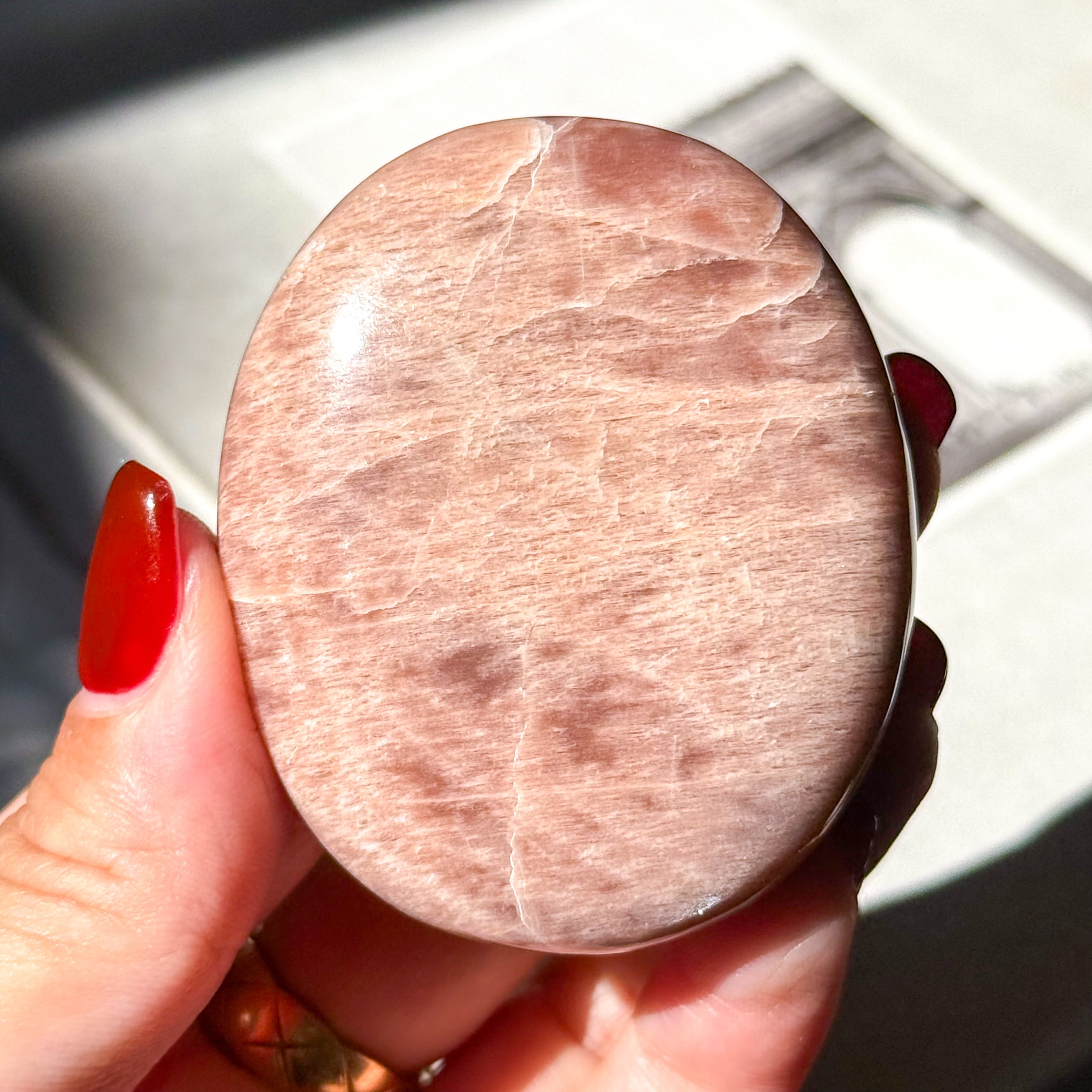 Peach Moonstone palm 5 ✧ ピーチムーンストーン