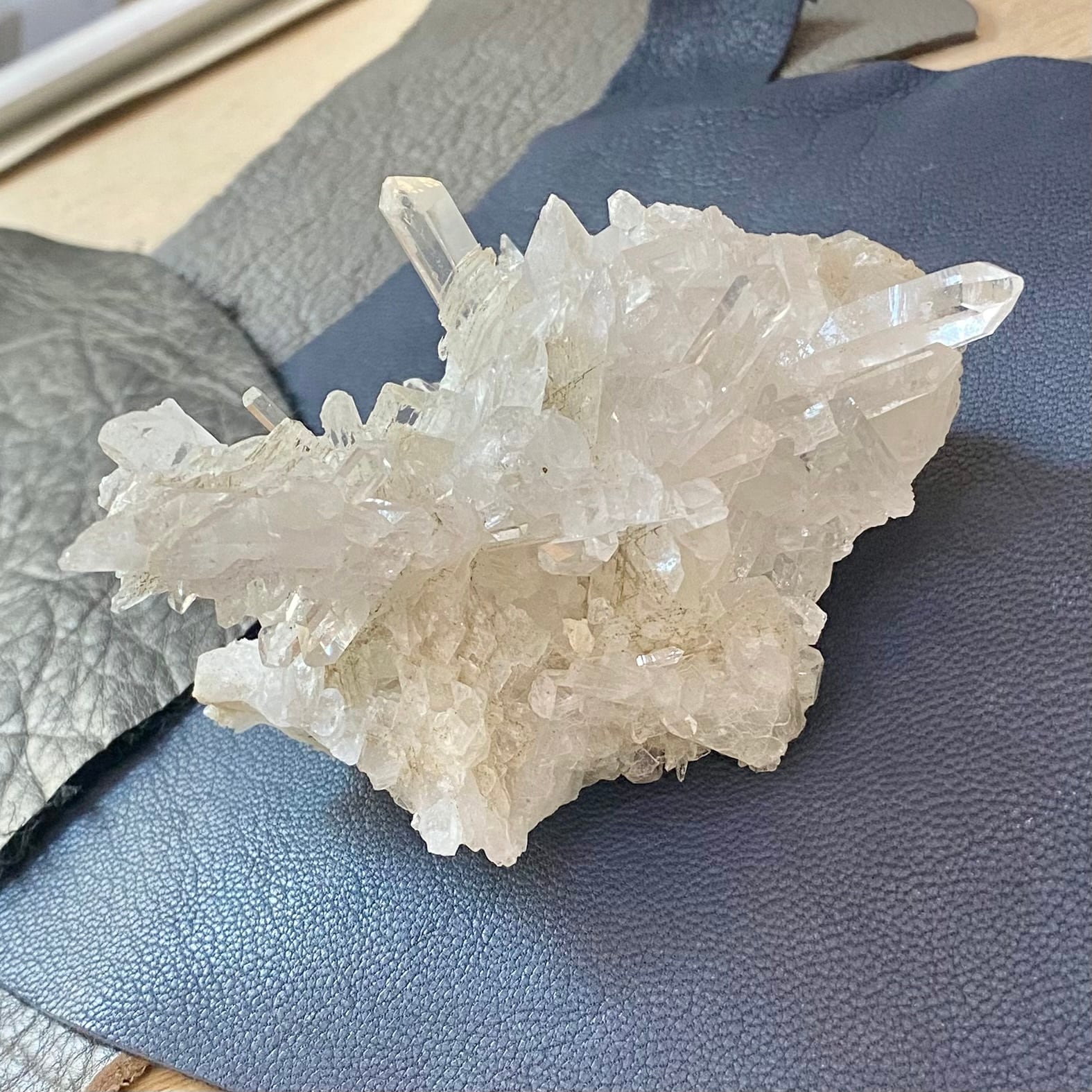 インターフェレンスクォーツ | 石の魔法