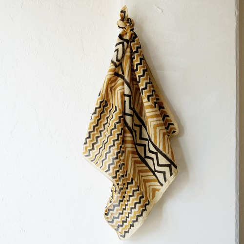 インドの草木染ブロックプリントバンダナ【46】