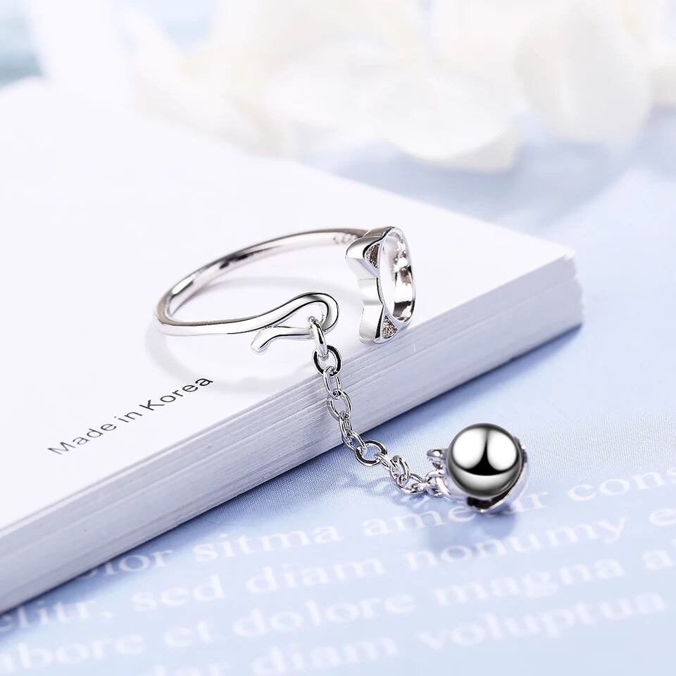 【送料無料】silver 猫と鈴ベルリング フリーサイズ