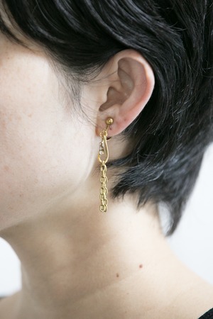 【TAMARI】Antique glass earring