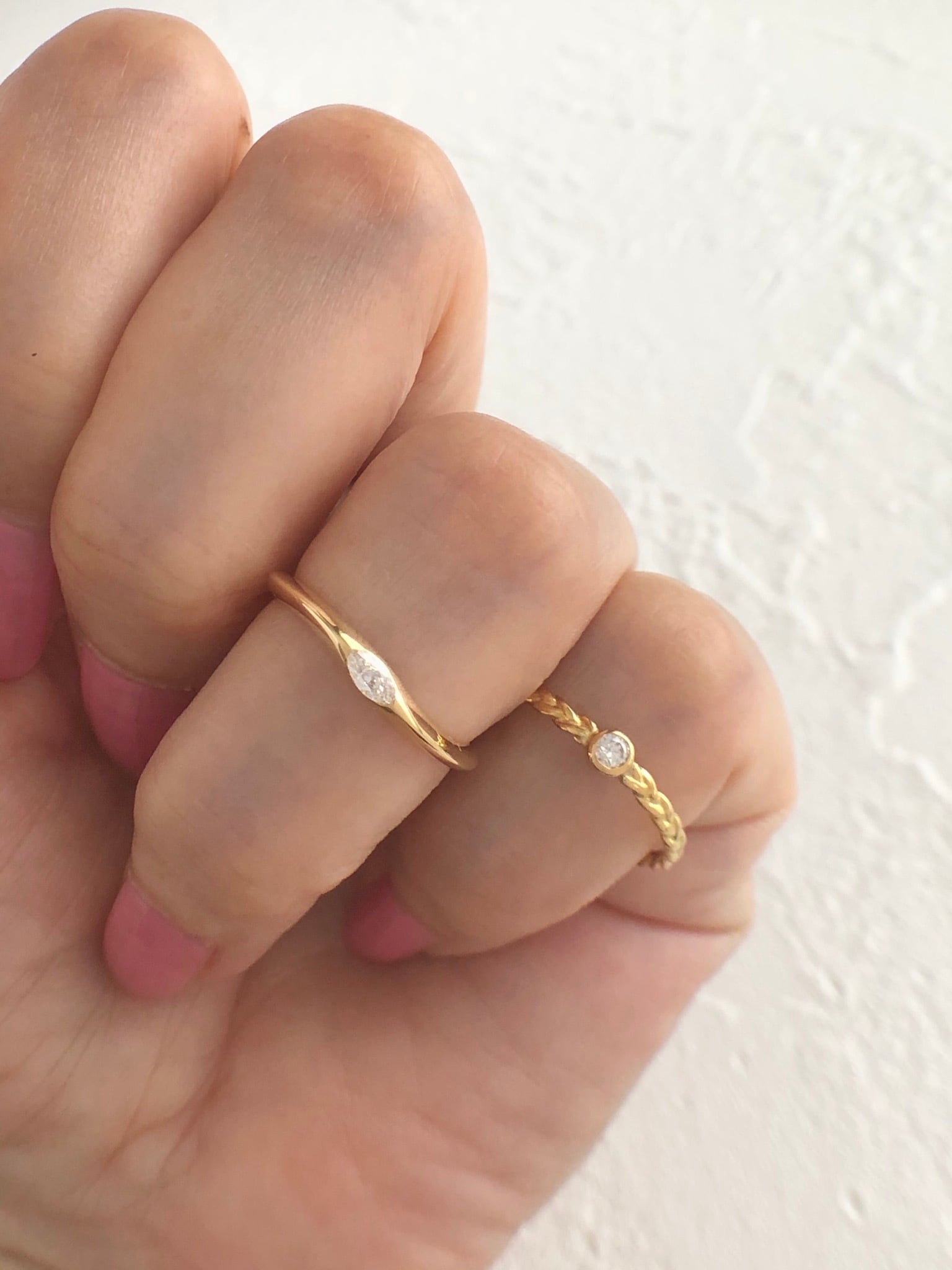 マーキスカットダイヤモンド ウエーブ ピンキーリング 0.06ct マーキスカットダイヤモンド ウエーブ ピンキーリング 0.06ct