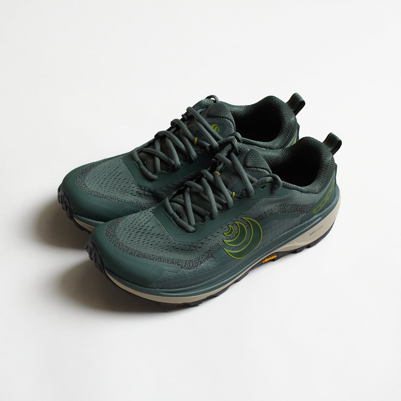 Topo Athletic(トポ アスレチック)TERRAVENTURE 5(テラベンチャー 5)-Green/Tan(MENS)メンズトレイルランニングシューズ
