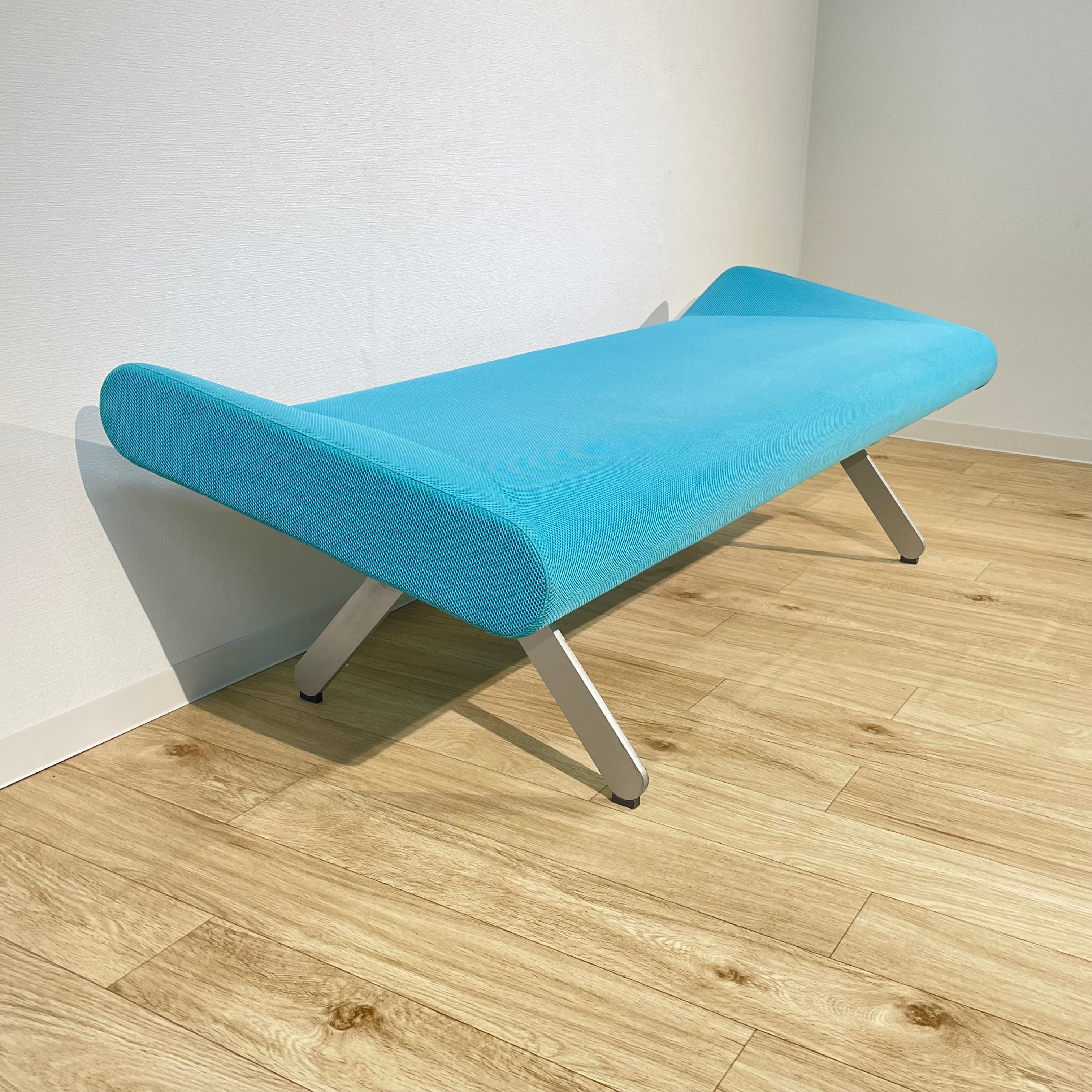 Cassina ixc. カッシーナ「BOOMERANG」ブーメラン ベンチ 【公式通販】