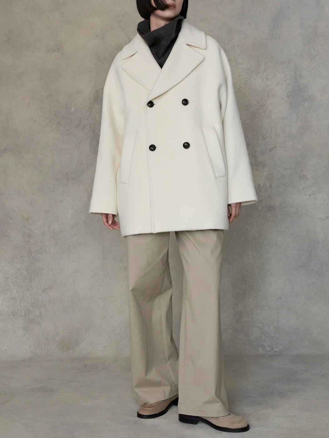 タグ付き新品未使用！完売品！TICCA ピーコート オフホワイト 2025AW タグ付き新品未使用！完売品！TICCA ピーコート オフホワイト 2025AW