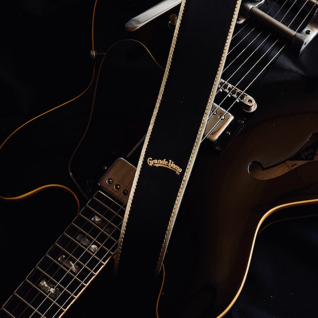 Slim Strap（Black Beauty）