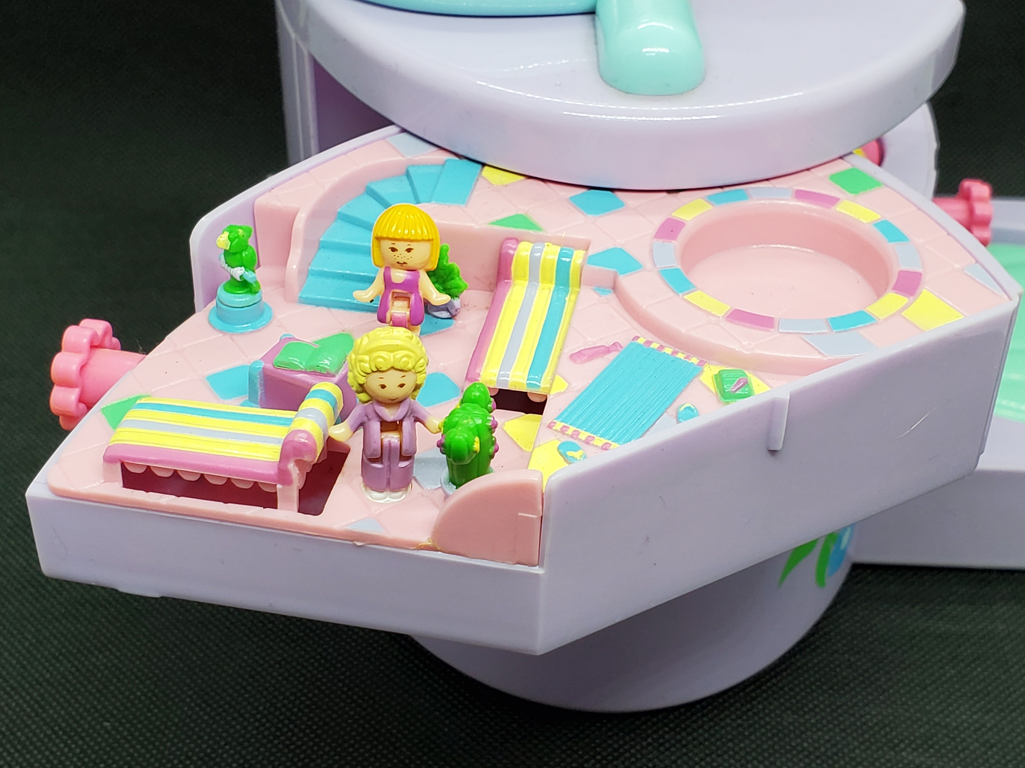 プルアウトプレイハウス 1991年 完品 お化粧セットタイプ