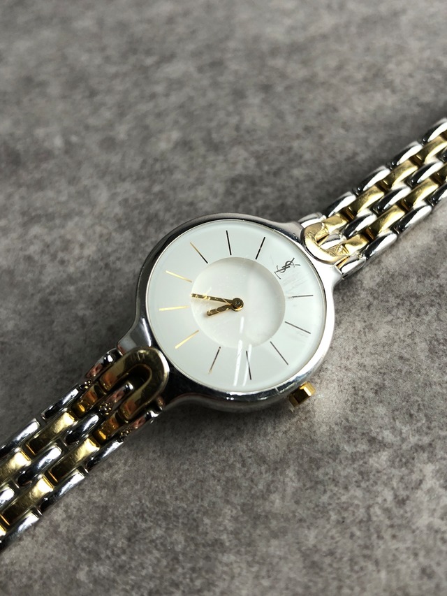 Yves Saint Laurent イヴ・サンローラン 腕時計 ゴールド シルバー ラウンド ステンレススチール 5421-H08070 クウォーツ vintage ヴィンテージ オールド nmsz84