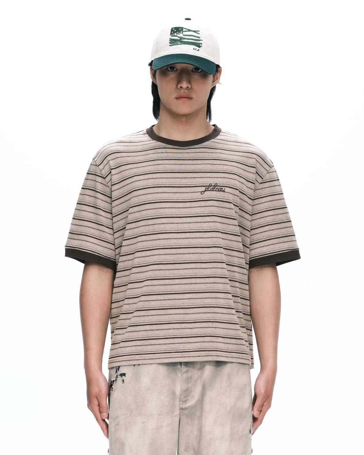 PLATEAU STUDIO【Stripe logo tee -Brown stripe-】