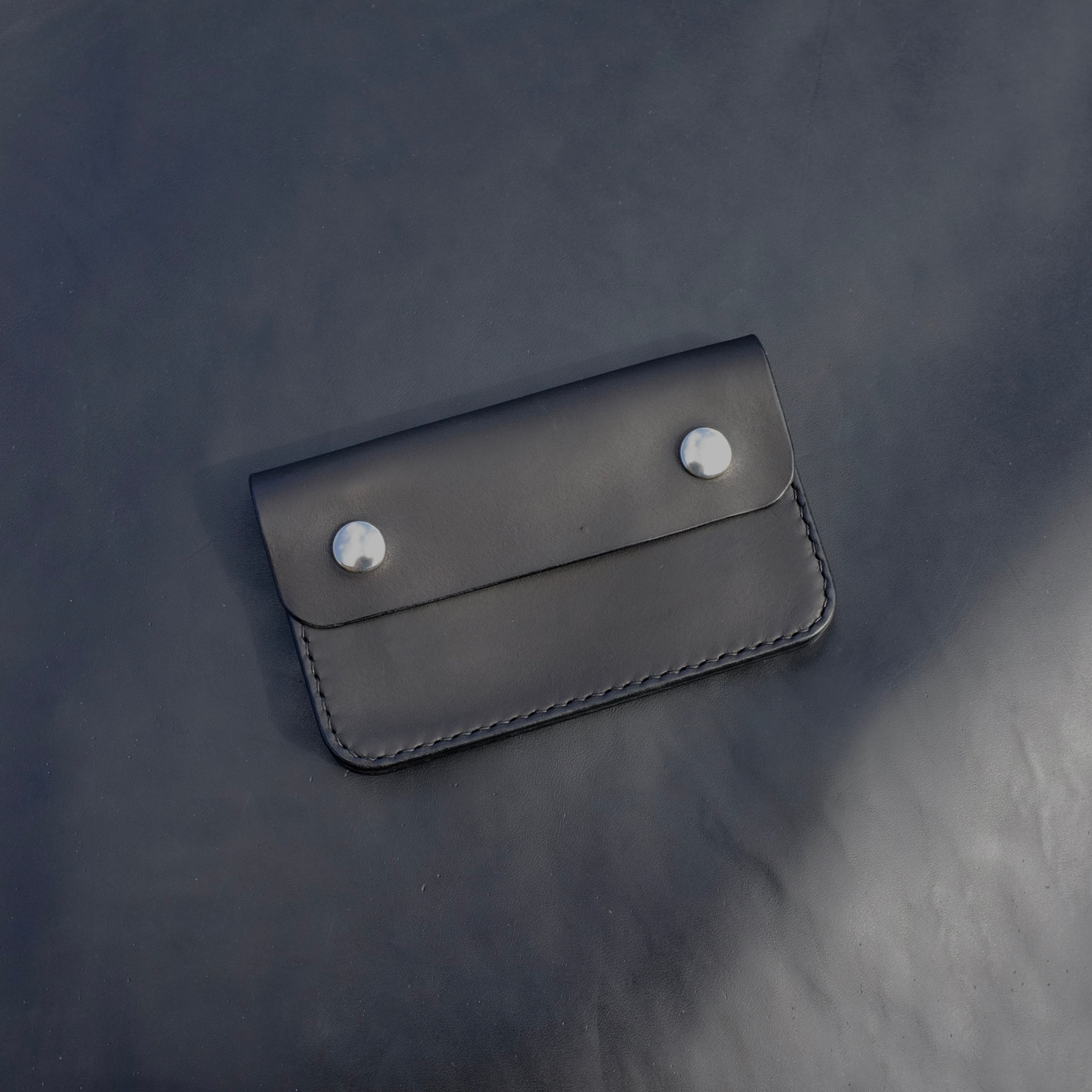 在庫品】ミドルトラッカーウォレット 壱 GUIDI CULATTA CAVALLO 弐層式