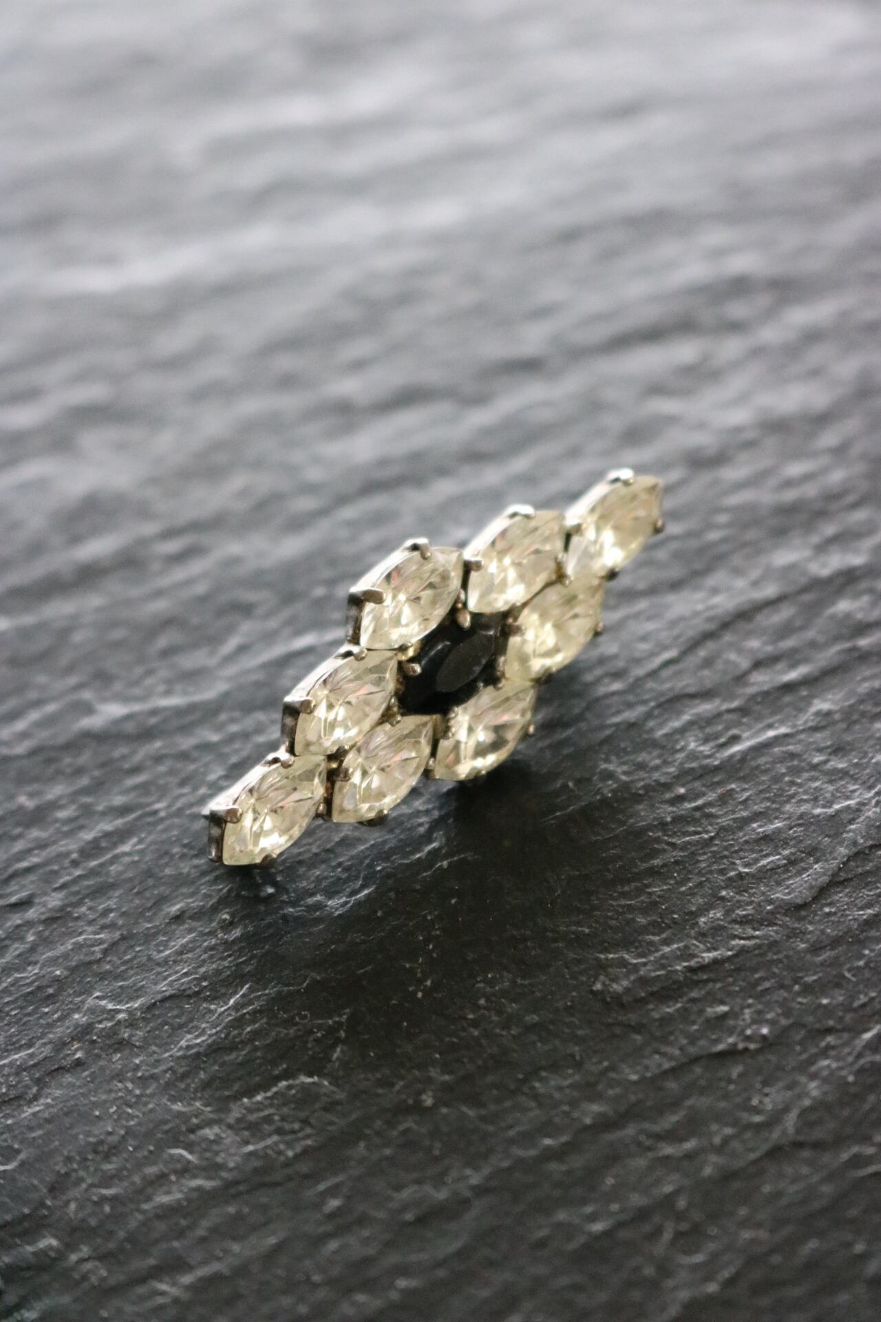 ヴィンテージ ブローチ