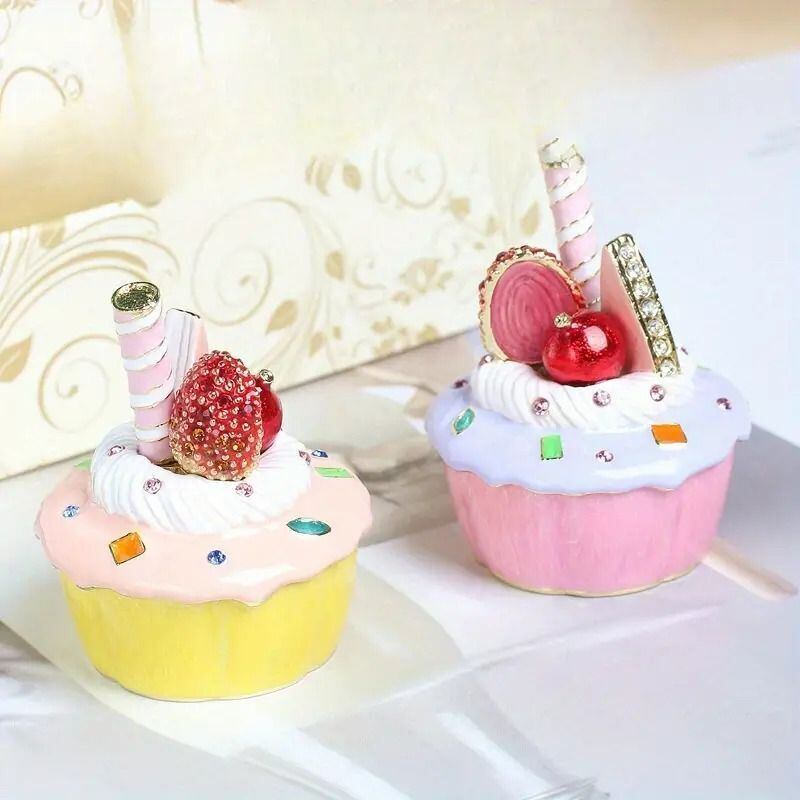 ジューシークチュール　カップケーキ　アクセサリーケース メタルジュエリーボックス ヴィンテージ 小物収納 お洒落 カップケーキ