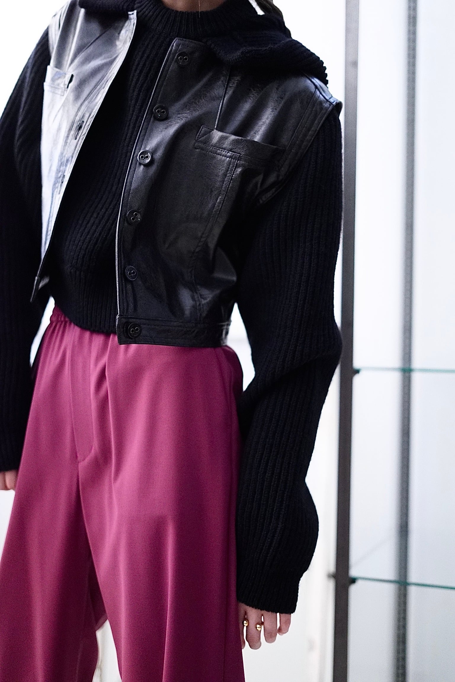 Mediam / Fake Leather Vest ( Silver / Black ) | JUQUI Online