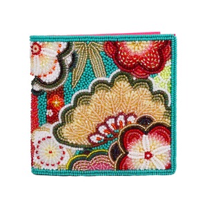 ビーズ刺繍二つ折り財布（#052 緑 松竹梅柄）