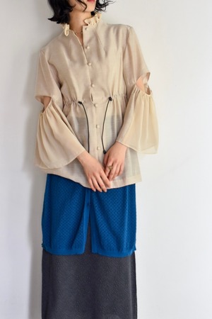 AKIRAFURUKAWA frill blouse