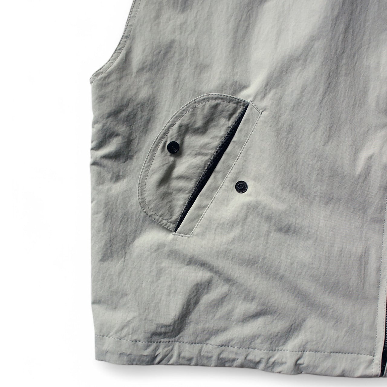 wonderland, Nothing Vest | not wonder store