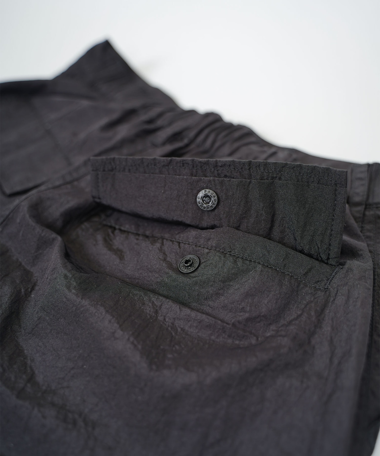 【#Re:room】SATIN NYLON WIDE CARGO PANTS［REP240］