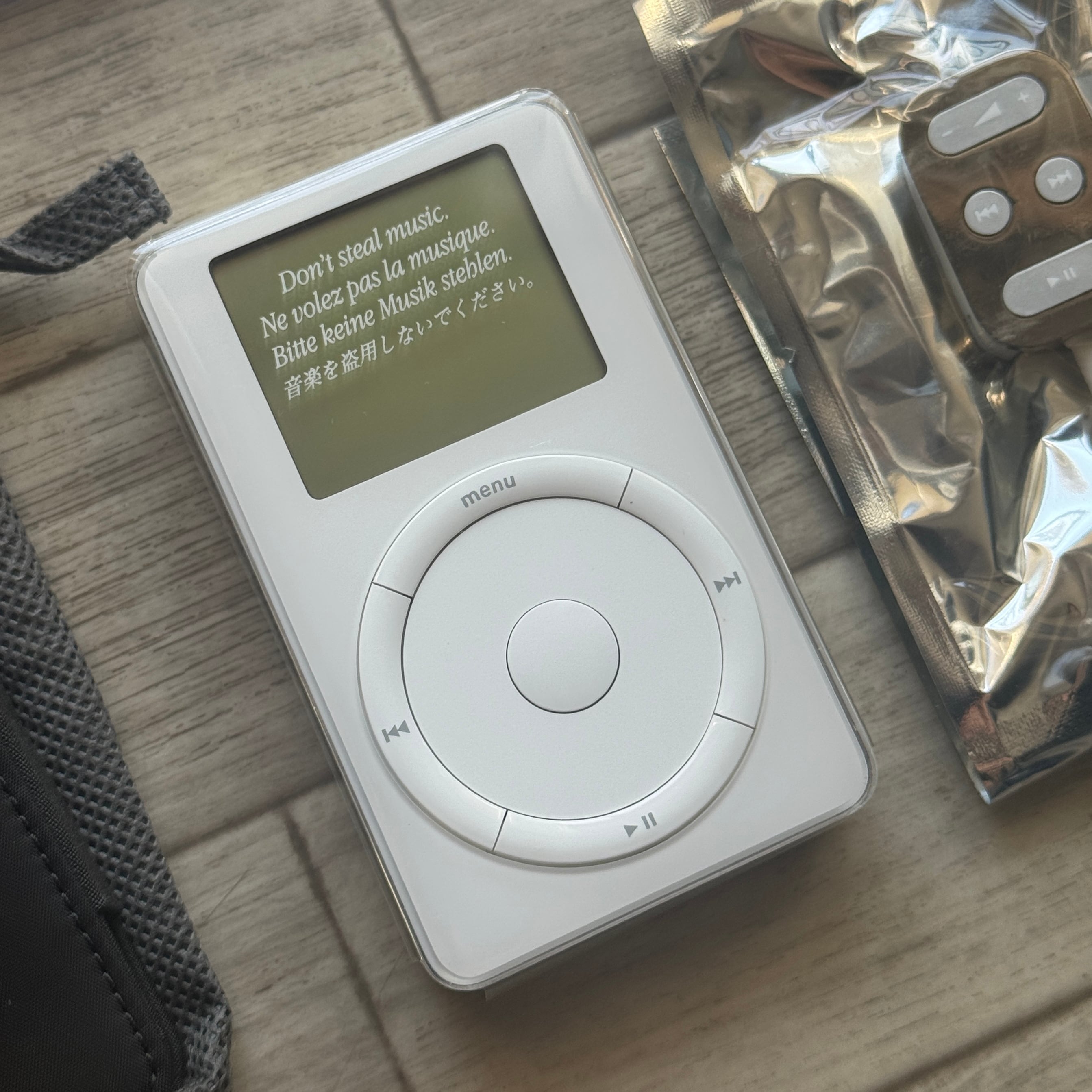 激レア】Apple 第2世代 iPod 10GB | 新品未開封 | 元箱付属品完品