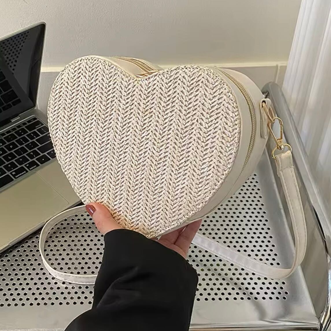 ハートのころころかごバッグ