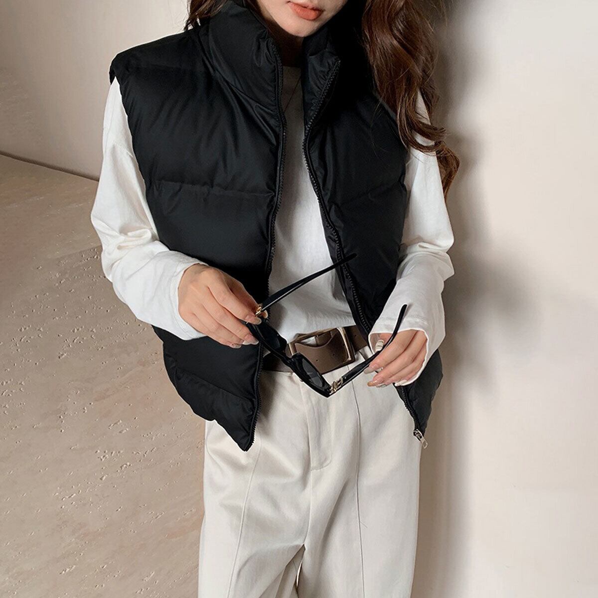 ダウンベスト 中綿 ダウン レディース 秋冬 韓国 防寒 保温 暖かい 軽量 大人 カジュアル ゆったり 重ね着 レイヤード ショート丈 ハイネック エコダウンジャケット 大人可愛い 大人女子