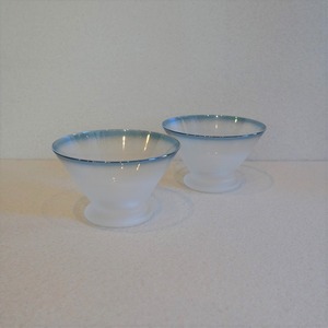 ブルーのふちどりのデザートグラス2個セット