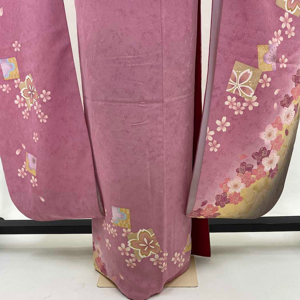 振袖 中古 ピンク 正絹 古典 裄66.5cm 身丈171.5cm 美品 M サイズ 成人