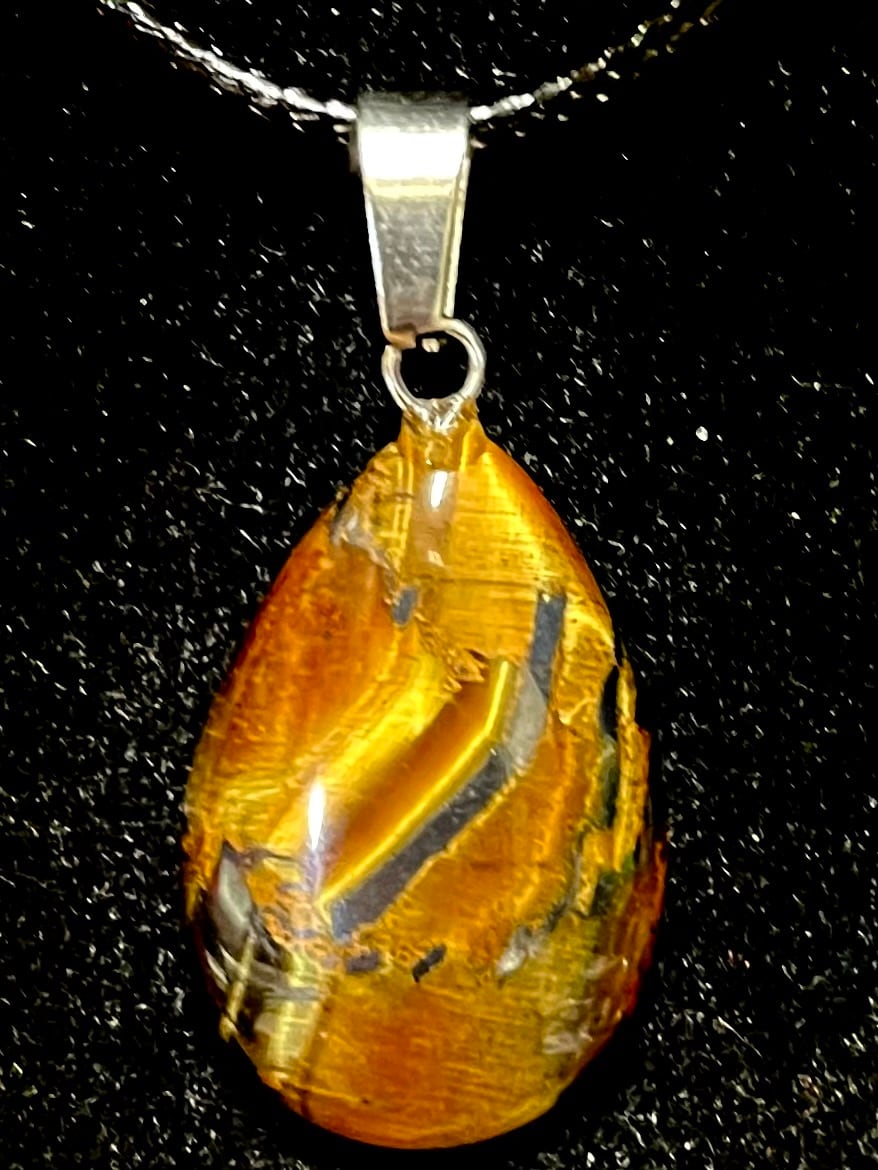 1) 勇気!「タイガー・アイ」ドロップ型PT