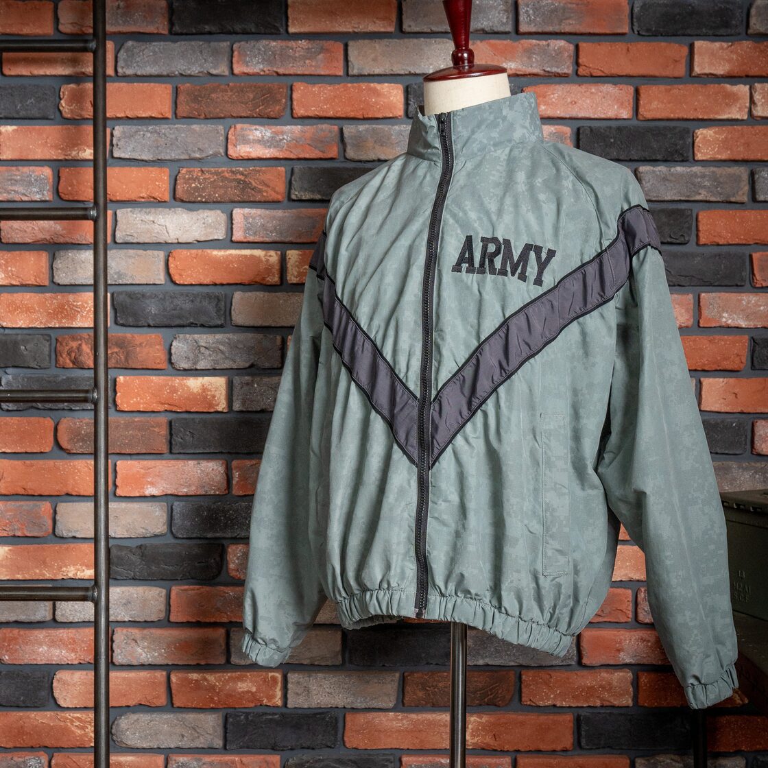 U.S.Army Improved Physical Fitness Uniform ACU Jacket 