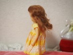 麦わら帽子とオレンジチェックワンピース「Nancy Ann Story Book Doll」（くすみあり） 画像11