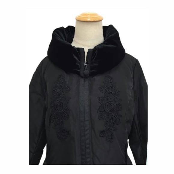 新品Super Beauty レースダウンジャケット 黒 新品Super Beauty レースダウンジャケット 黒