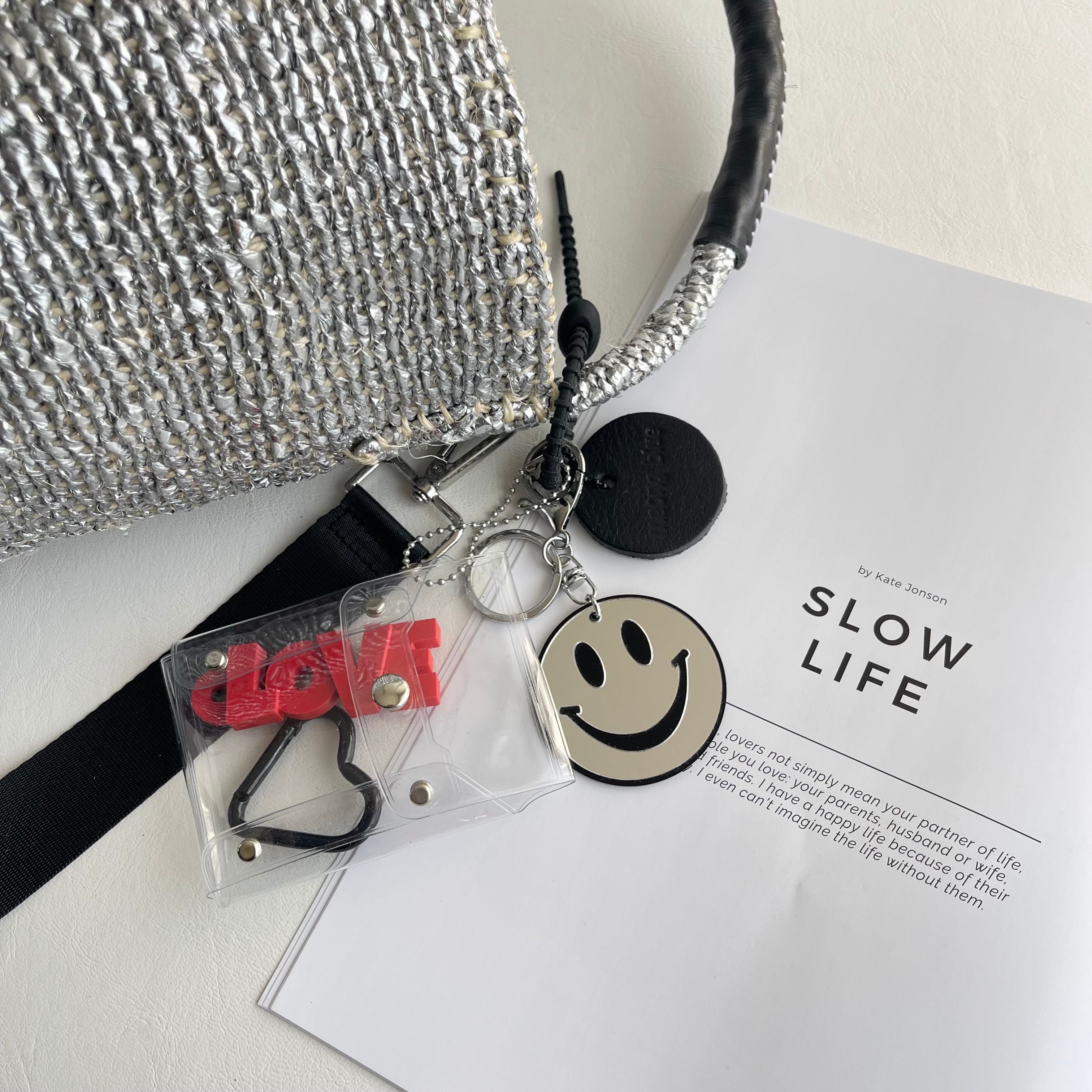 追加販売】OVAL Shoulder Strap Kago-Bag / Smile charm / BLACK