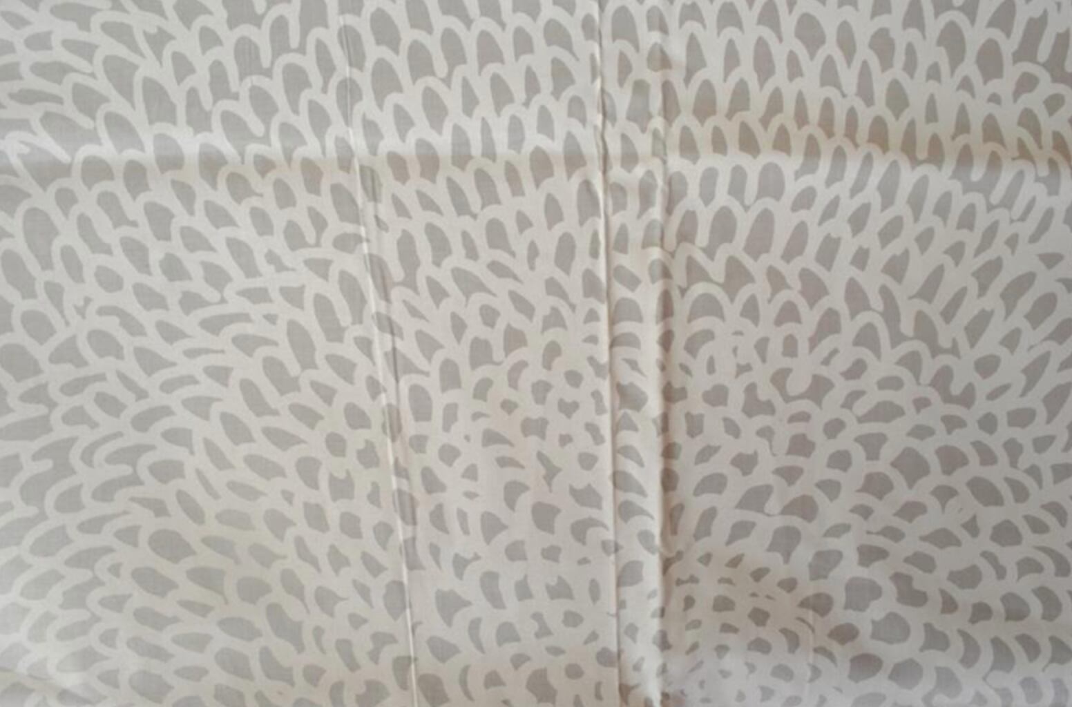 marimekko fabric PIPPURIKERA 160cm 廃盤 マリメッコ生地 ピップリケラ(白地に白)