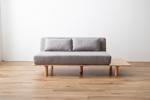 【幅150cm】Monica 2人掛けサイドテーブル付きソファ