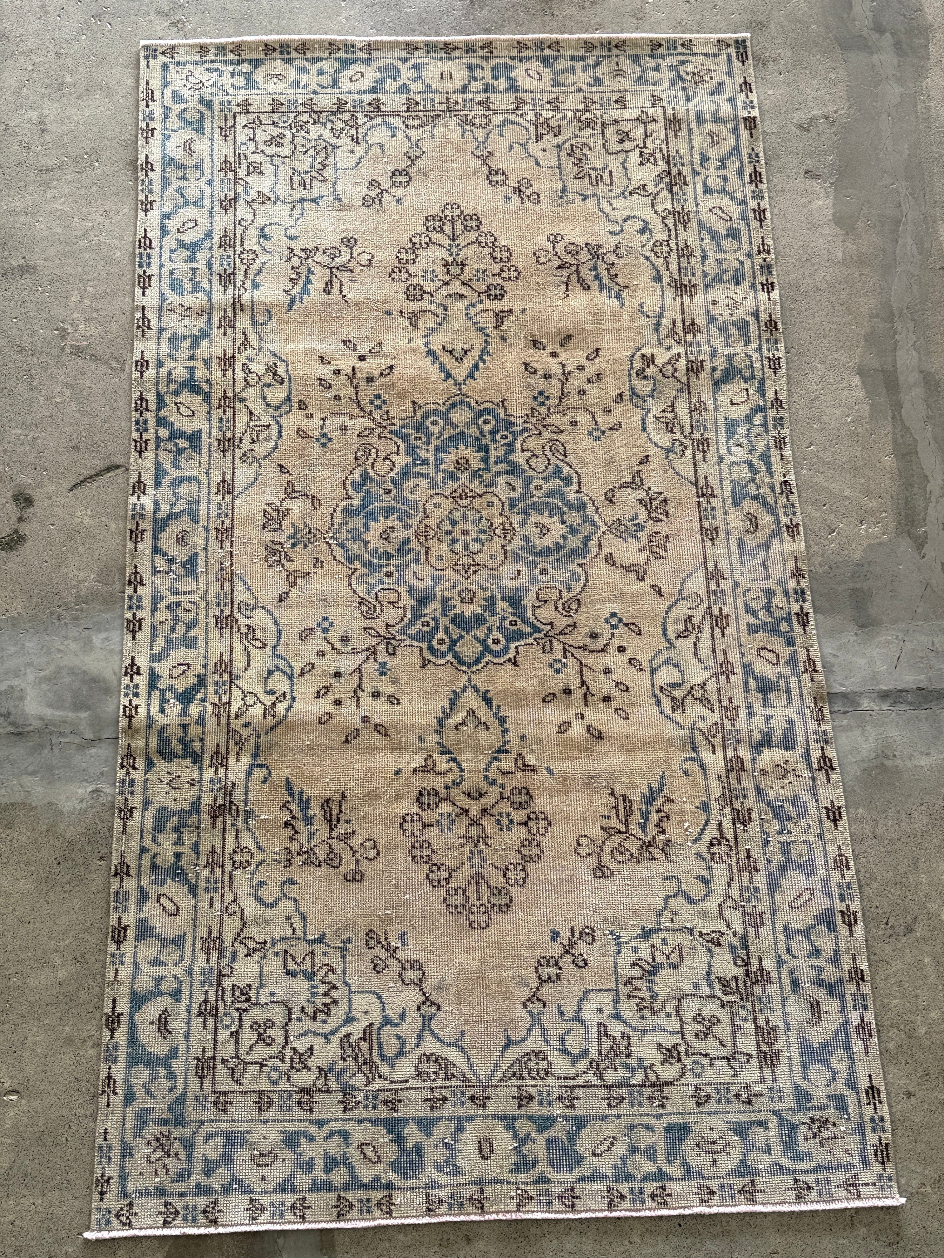 【送料込み】vintageヴィンテージ トルコラグ イスパルタ絨毯 TRB4210