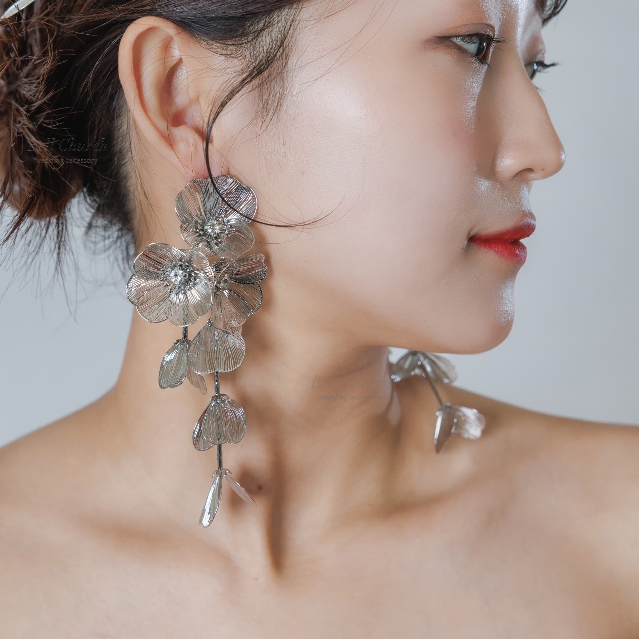 ウェディングピアス イヤリング｜ビジュー｜お花 フラワーモチーフ