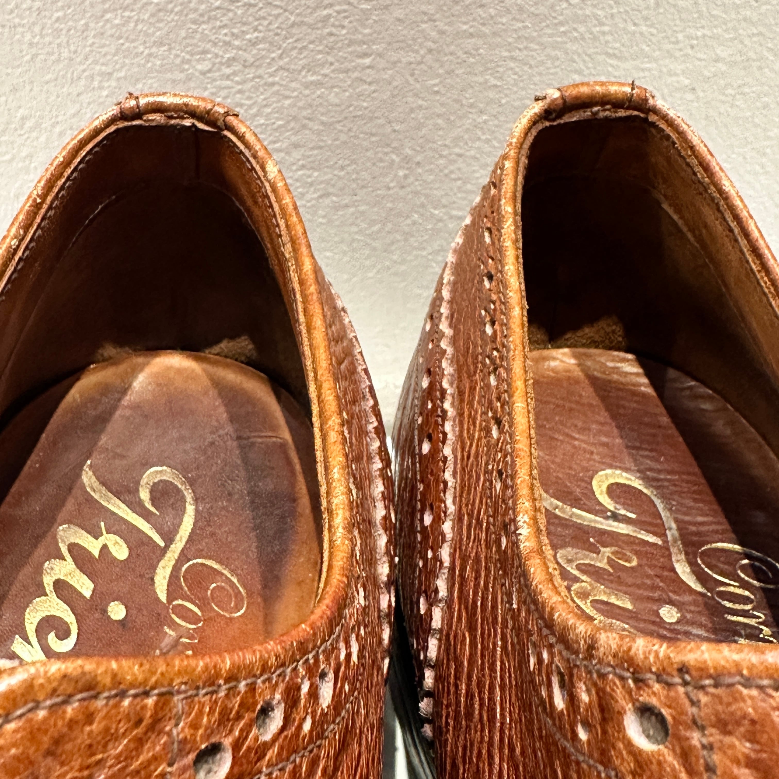 【中古】 誘惑されたシンデレラ/ハーパーコリンズ・ジャパン/シャロン・ケンドリック 1970's Tricker's WING-TIP LEATHER SHOES | safarionline