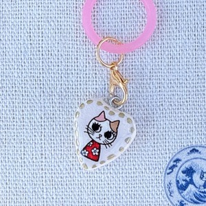 北千住専門お土産屋さん 　オリジナル目印チャームふじこちゃんハート