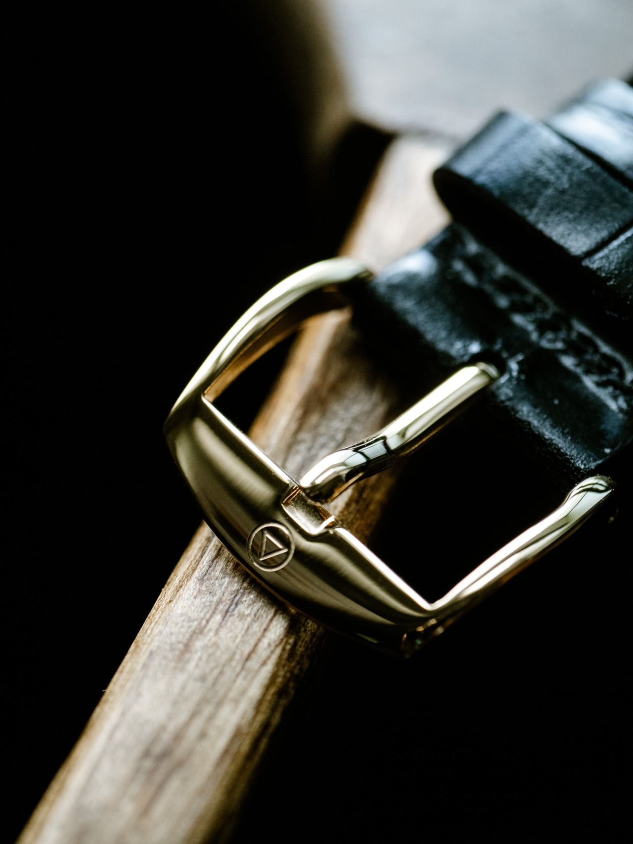 WCNC CURVEX G01 aged (Ronda MOVT.)