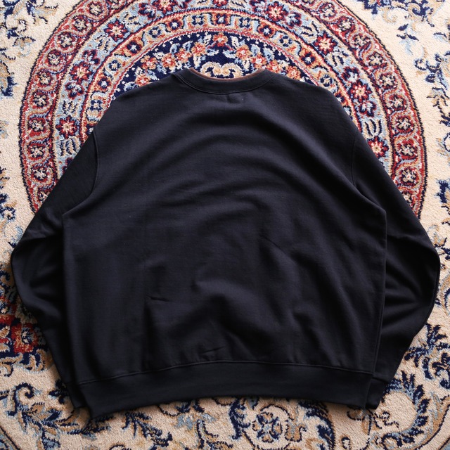 tree and square patch embroidery design loose sweat