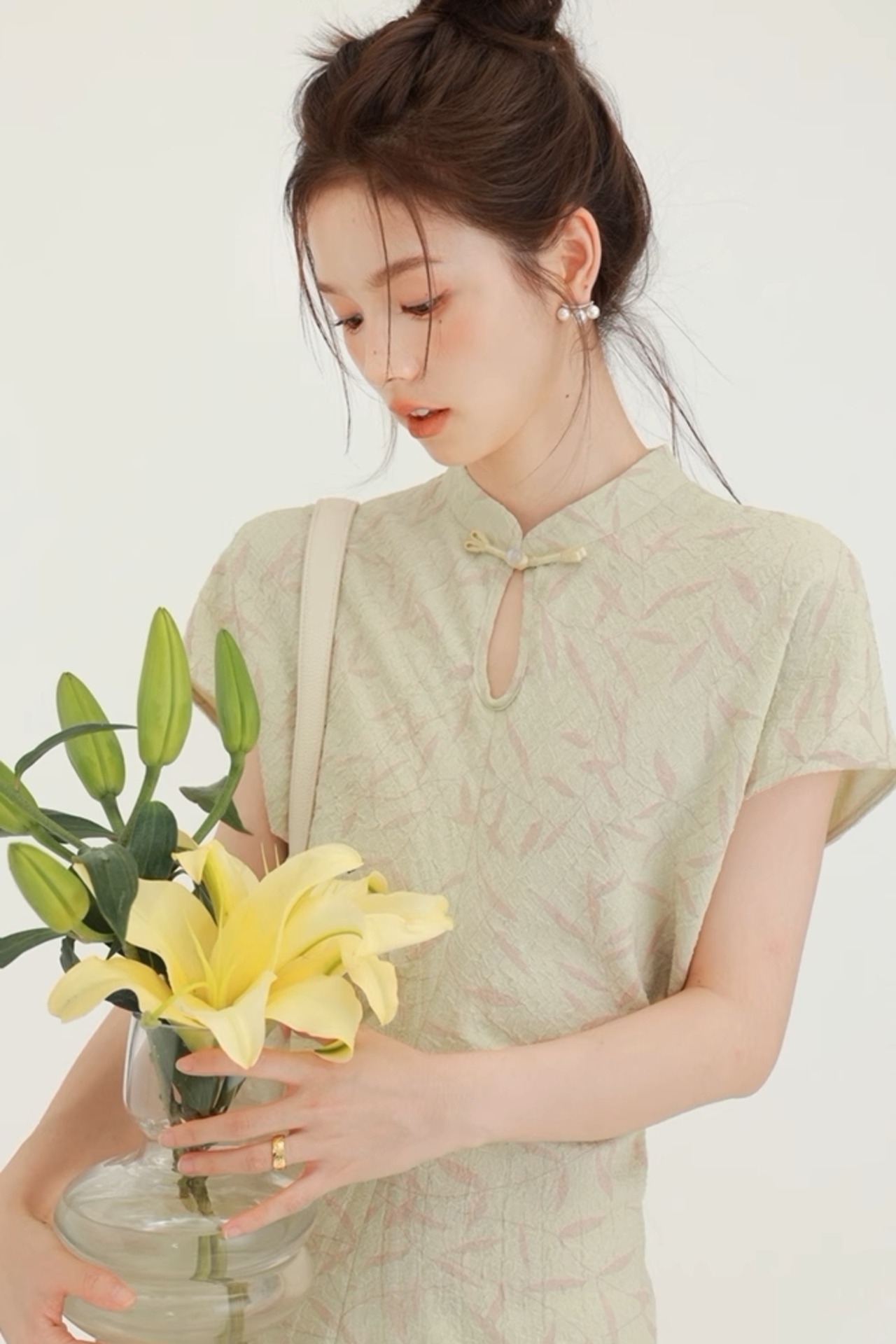 春の竹葉/Spring Bamboo グリーン ワンピース 夏物 袖付き 半袖 チャイナドレス ハイウエスト ラウンドネック ロングスカート