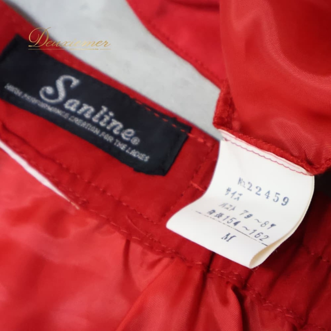 社交ダンス 衣装 Sanline サンリーヌ ツーピース レッスンウェア レッド系 無地 赤 ラインストーン セットアップ 上下セット トップス スカート 上品 気品 エレガント かわいい 大人っぽい 華やか ダンスパーティー ステージ衣装 舞台衣装 発表会 レディース レッスン着 社交ダンスウェア ダンス衣装 ラインストーン付 赤系無地 赤ラインストーン 競技ダンス エレガントドレス風 上品デザイン 大人可愛い ステージ用 発表会用 舞台用 パーティー衣装 フラメンコ風ではない きれいめ