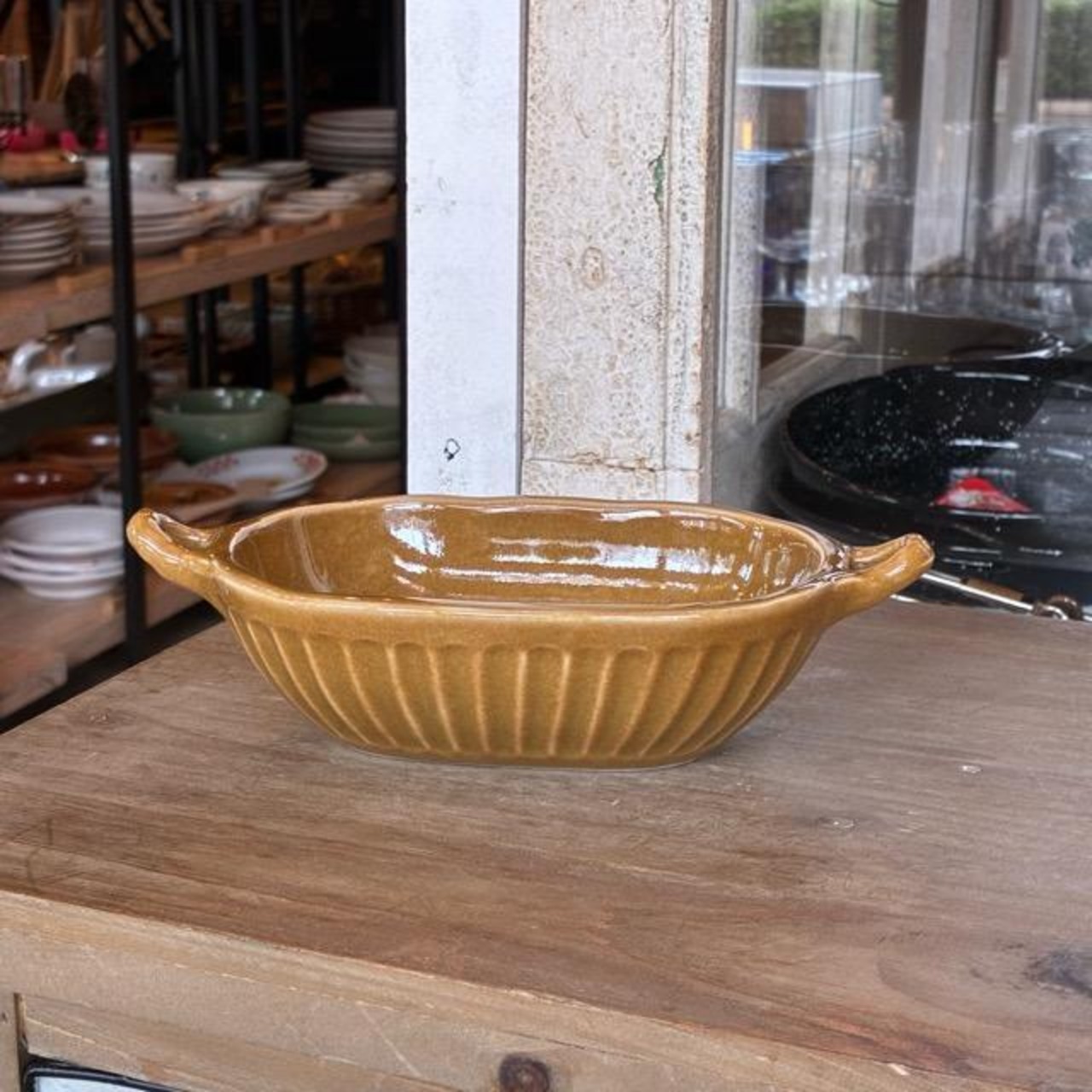 Thailand Gem Round gratin dish Oval 240ml　タイ　ジェム　オーバルグラタン皿　全3色　レッド　イエロー　オーブン可　電子レンジ可　食洗機可　耐熱皿　　