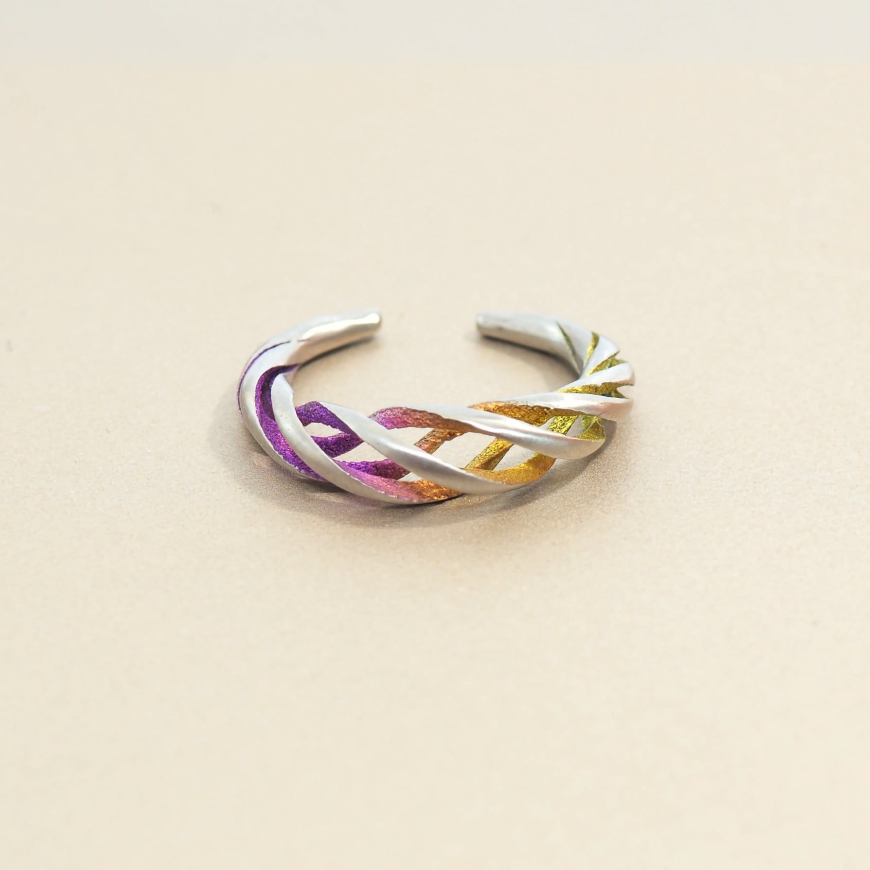 イヤーカフにもなるリング 巡る 秋色 | Arikata － チタンを使った色