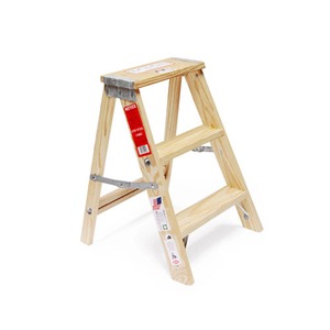 Wood Step Ladder "Size 2"